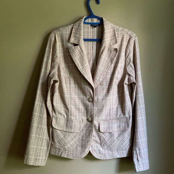 Pretty plaid Le Chateau blazer - Picture 1 of 3